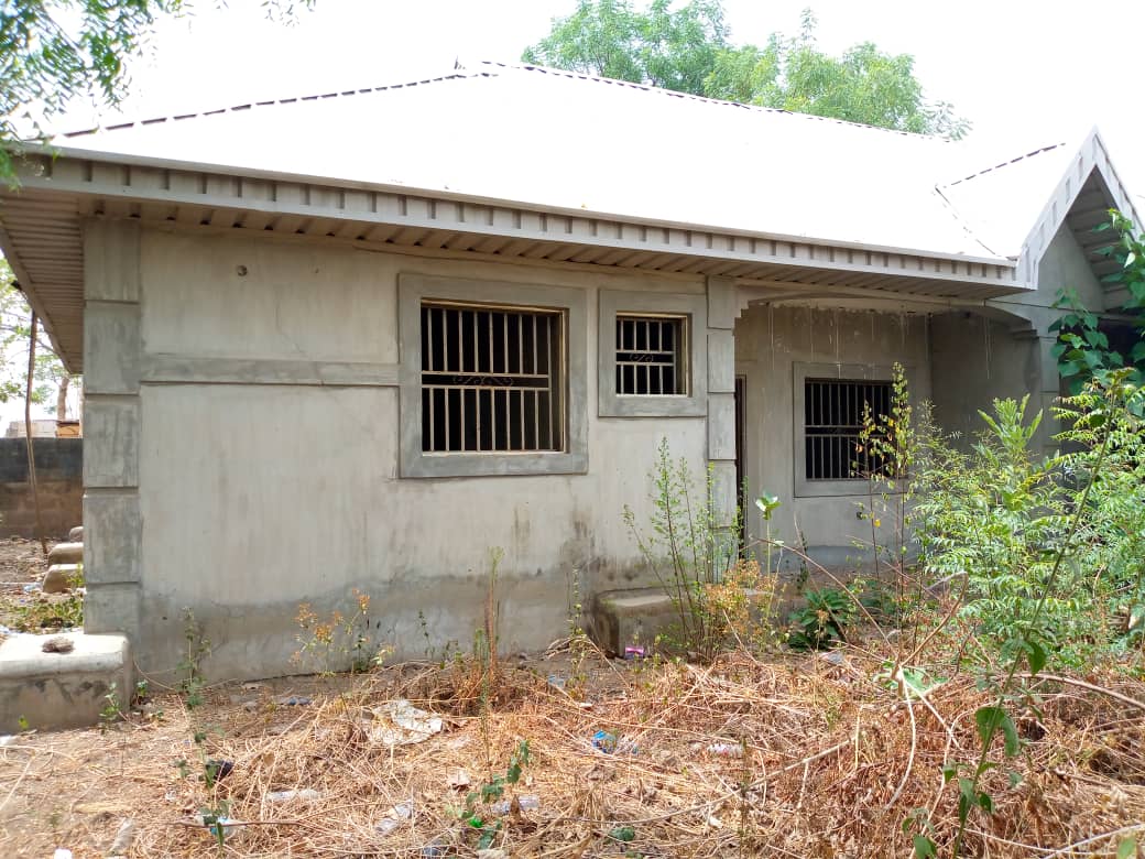 4 units of 2bedroom flat